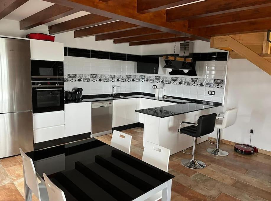 La Casa Del Marinero Villa Cudillero Bagian luar foto